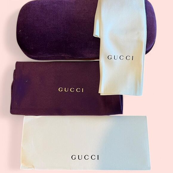 AUTHENTIC New never worn with case Gucci sunglasses - Picture 8 of 8